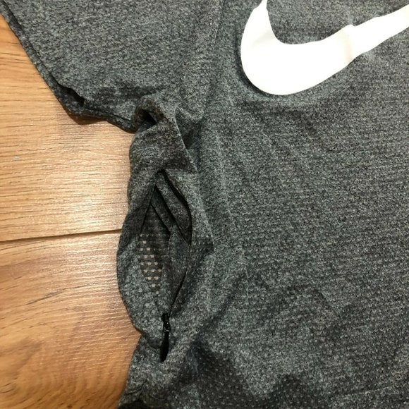 Nike Run Free Swoosh Tank Dri-Fit Mesh Shirt Women's M Cropped Short Sleeve EUC - Picture 3 of 6
